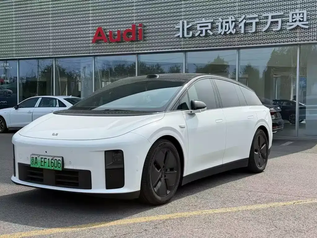 2025 Li Auto i6 2WD Standard