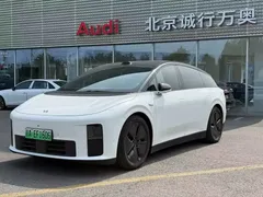 2025 Li Auto i6 2WD Standard, белый — фото 1