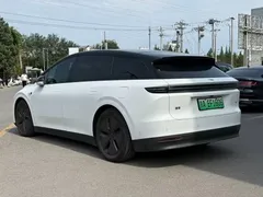2025 Li Auto i6 2WD Standard, белый — фото 3