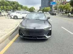 2023 Changan UNI-V 1.5T Premium — фото 3