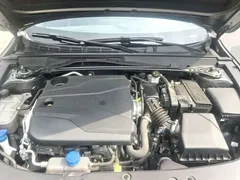 2023 Changan UNI-V 1.5T Premium — фото 21
