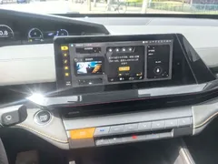 2023 Changan UNI-V 1.5T Premium — фото 23