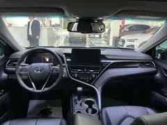 2021 Toyota Camry Hybrid 2.5HG Luxury, чёрный — фото 6