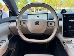 2024 Nio ET7 75kWh Executive, белый — фото 12