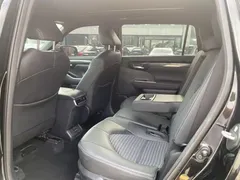 2023 Toyota Crown Kluger 2.5L HEV 4WD Luxury, чёрный — фото 7