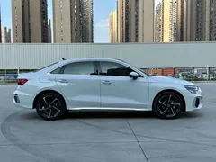 2022 Audi A3L Limousine 35 TFSI Fashion Sport, белый — фото 8