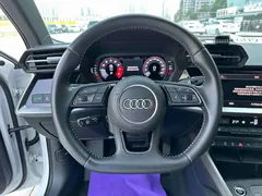 2022 Audi A3L Limousine 35 TFSI Fashion Sport, белый — фото 10