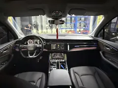 2022 Audi Q7 55 TFSI quattro S line Sport, чёрный — фото 4