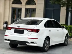 2019 Kia Cerato 1.5L CVT, белый — фото 9