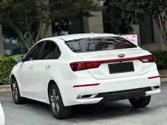 2019 Kia Cerato 1.5L CVT, белый — фото 10