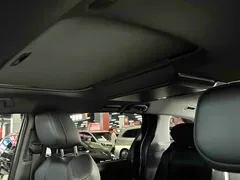 2021 Toyota Sienna 2.5L Hybrid Premium, белый — фото 9