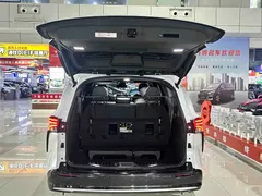 2021 Toyota Sienna 2.5L Hybrid Premium, белый — фото 22