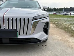 2026 Hongqi H7 PHEV 210 4WD — фото 2