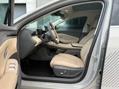 2026 Hongqi H7 PHEV 210 4WD — фото 11
