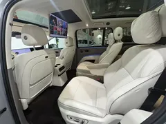2025 Li Auto i8 Standard — фото 5