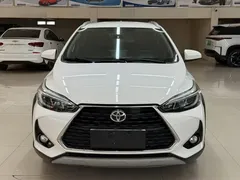 2022 Toyota Yaris L Zhixuan X 1.5L CVT Luxury Plus, белый — фото 2