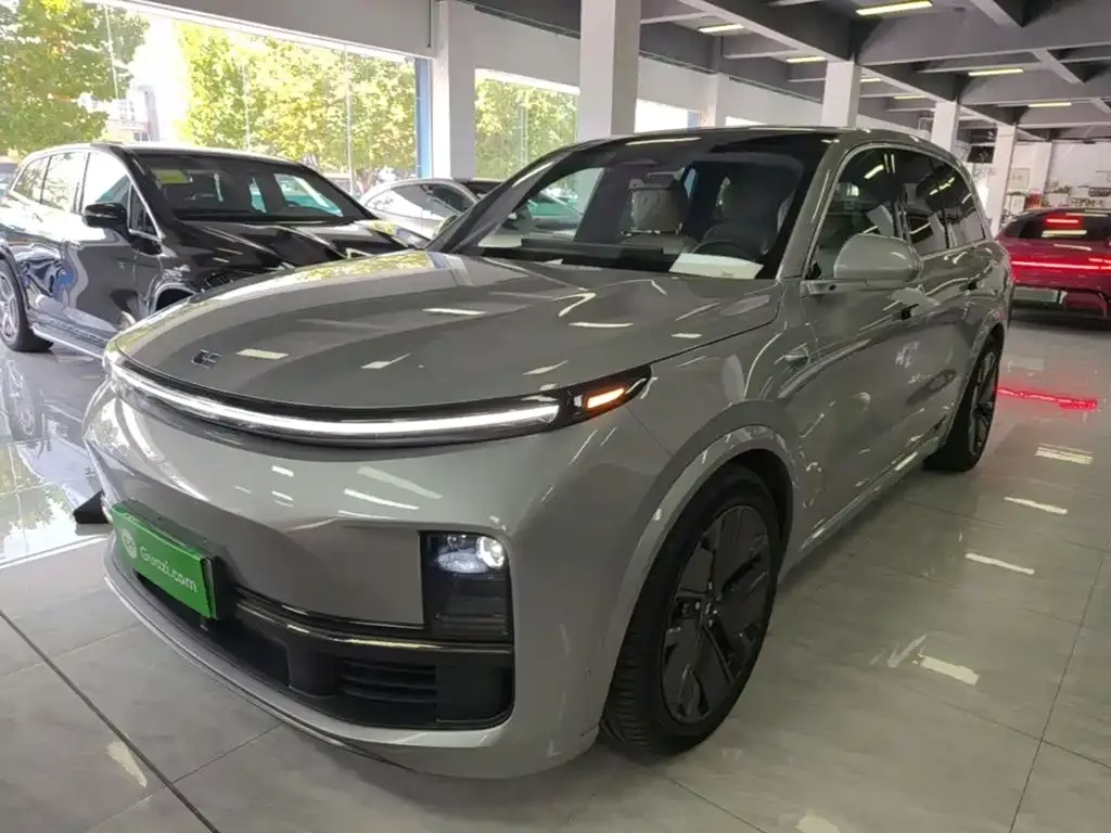 2023 Li Auto L8