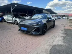 2022 Changan UNI-V 1.5T Premium — фото 1