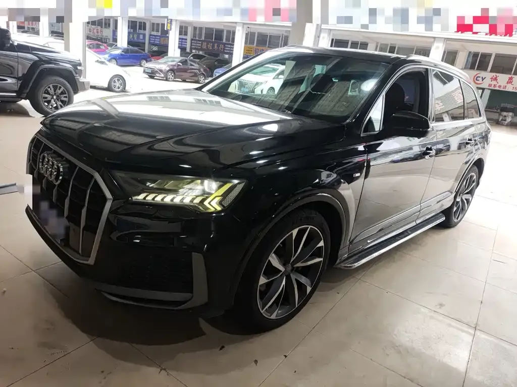 2020 Audi Q7 55 TFSI quattro S line Sport