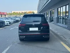 2022 Volkswagen Tiguan L 330TSI AT 2WD R-Line, чёрный — фото 15