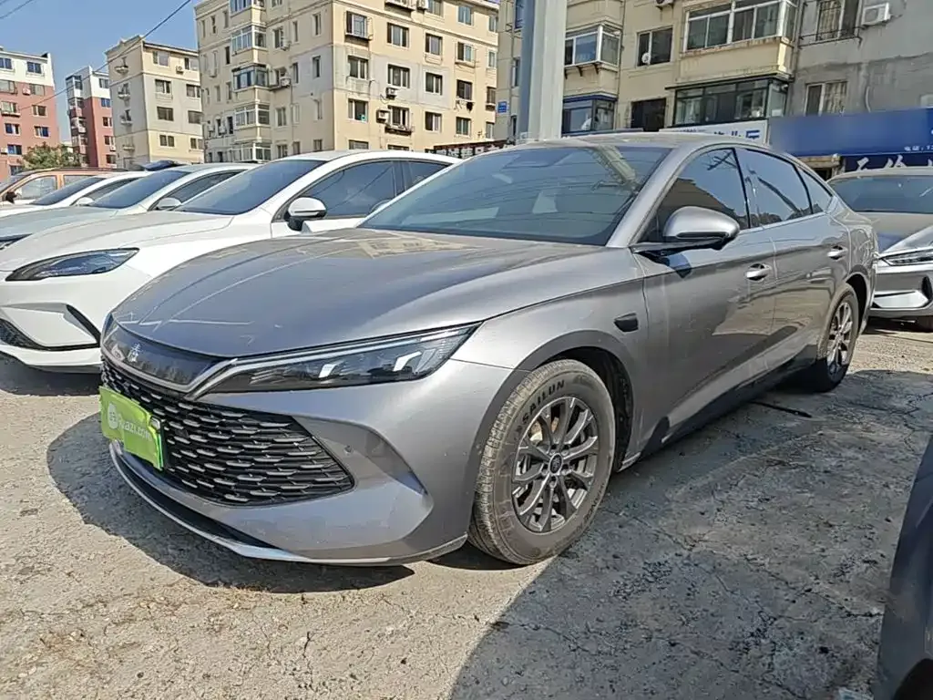 2025 BYD Qin L PHEV 80km Leading Smart Driving
