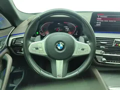 2022 BMW 5 Series 530Li M Sport Package, чёрный — фото 15