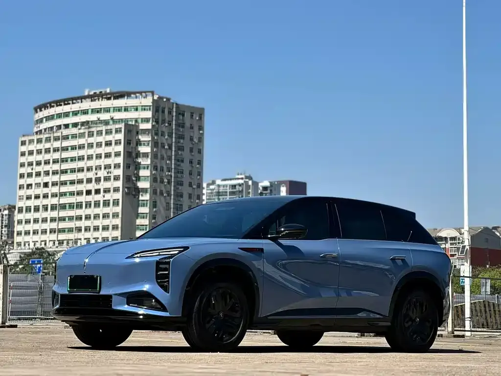 2025 Hongqi Tiangong 08 605 Max RWD