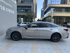 2019 Toyota Avalon 2.0L XLE Premium — фото 2