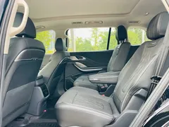 2024 Hongqi HS7 2.0T PHEV 4WD 6, чёрный — фото 10