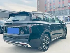 2024 Hongqi HS7 2.0T PHEV 4WD 6, чёрный — фото 18