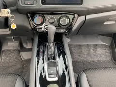 2020 Honda Vezel 1.5L CVT Pioneer, белый — фото 13