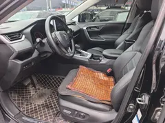 2020 Toyota Wildlander 2.0L CVT 4WD Luxury, чёрный — фото 4