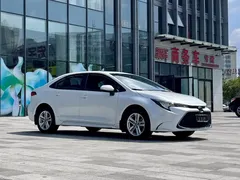 2021 Toyota Levin 185T CVT Luxury, белый — фото 3