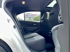 2021 Toyota Levin 185T CVT Luxury, белый — фото 12