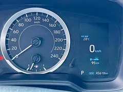 2021 Toyota Levin 185T CVT Luxury, белый — фото 13