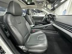 2022 Hyundai Elantra 1.5L CVT LUX Premium, белый — фото 16