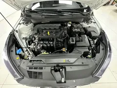 2022 Hyundai Elantra 1.5L CVT LUX Premium, белый — фото 21