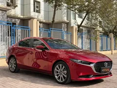 2021 Mazda 3 2.0L AT — фото 3