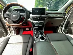 2019 Kia Sportage 1.6T AT 2WD Luxury, белый — фото 13