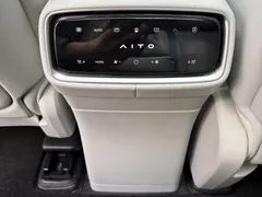 2024 Aito M9 EREV Ultra 52kWh 5-seat, чёрный — фото 13