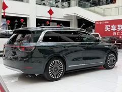 2024 Aito M9 EREV Ultra 52kWh 5-seat, чёрный — фото 23