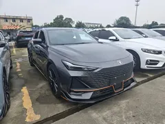 2022 Changan UNI-V 1.5T Sport — фото 3