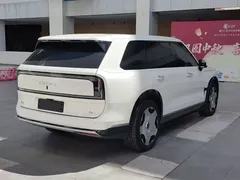2025 Zeekr 9X Hyper 70kWh 6-seat, белый — фото 9