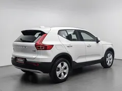 2021 Volvo XC40 4WD Fashion, белый — фото 2