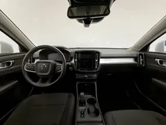 2021 Volvo XC40 4WD Fashion, белый — фото 5