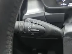 2021 Volvo XC40 4WD Fashion, белый — фото 21