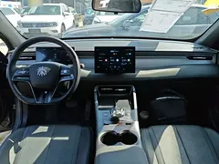 2025 BYD Qin PLUS DM-i PHEV Smart Driving 55km Leading — фото 10