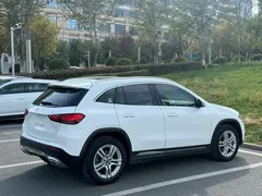 2020 Mercedes-Benz GLA 180, белый — фото 9