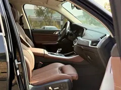 2022 BMW X5 M Sport Package, чёрный — фото 11