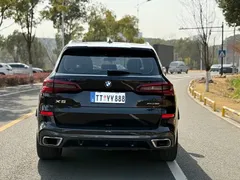 2022 BMW X5 M Sport Package, чёрный — фото 12